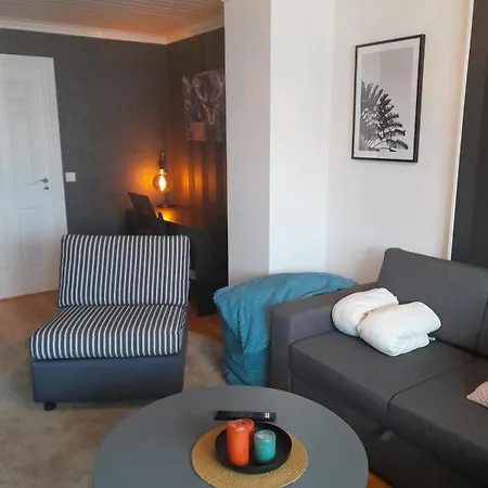 Modern Townhouse Centrally Located In Villa *