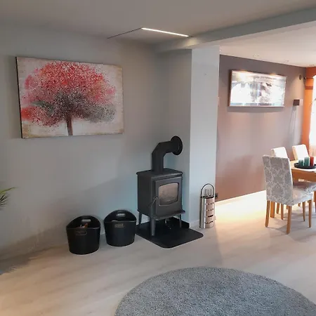 Modern Townhouse Centrally Located In *