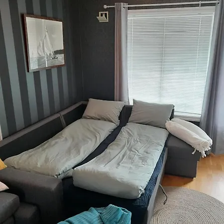 Modern Townhouse Centrally Located In 빌라 스타베른